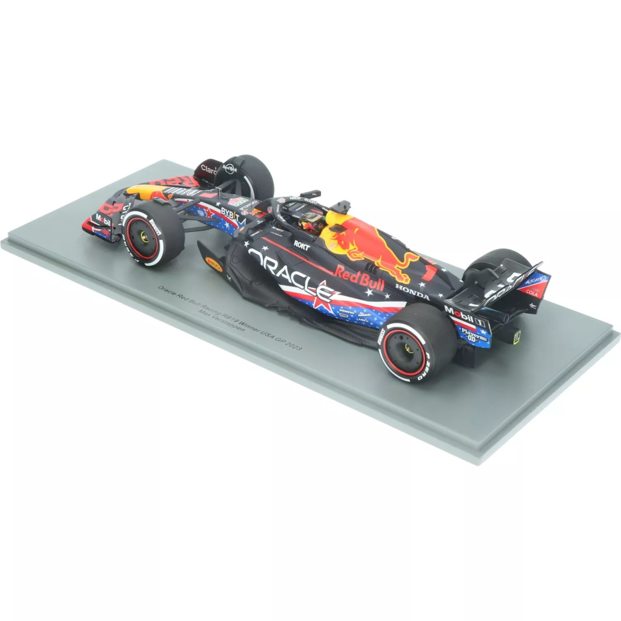 1/18 Spark 2023 Formula 1 Max Verstappen Red Bull RB19 #1 Winner