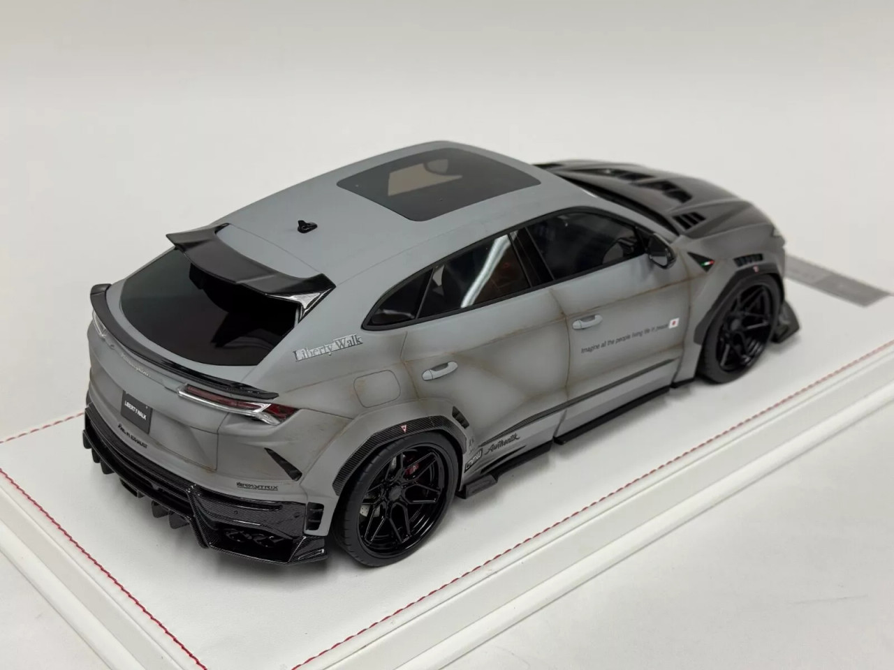 1/18 Ivy Merit Lamborghini Urus LB-Works (Fighter Grey) Car Model Limited 60 Pieces