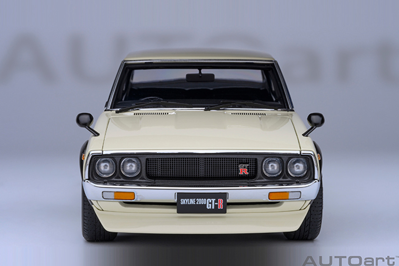 スカイライン2000ＧTR　1/18スケール　ホワイト 日産オンラインショップ：NISSAN collection Model Car