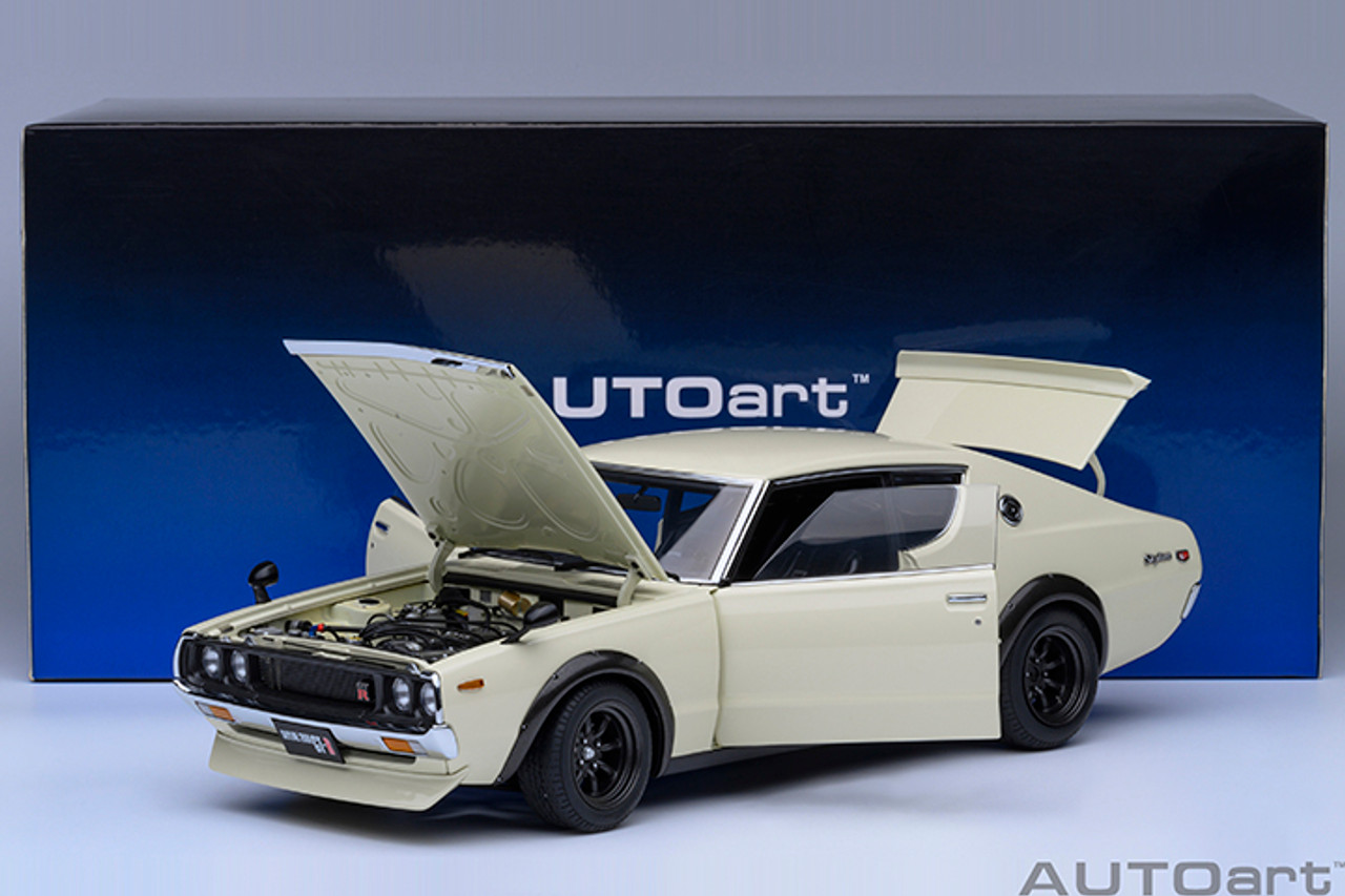 1/18 AUTOart Nissan Skyline 2000 GT-R (KPGC110) Tuned