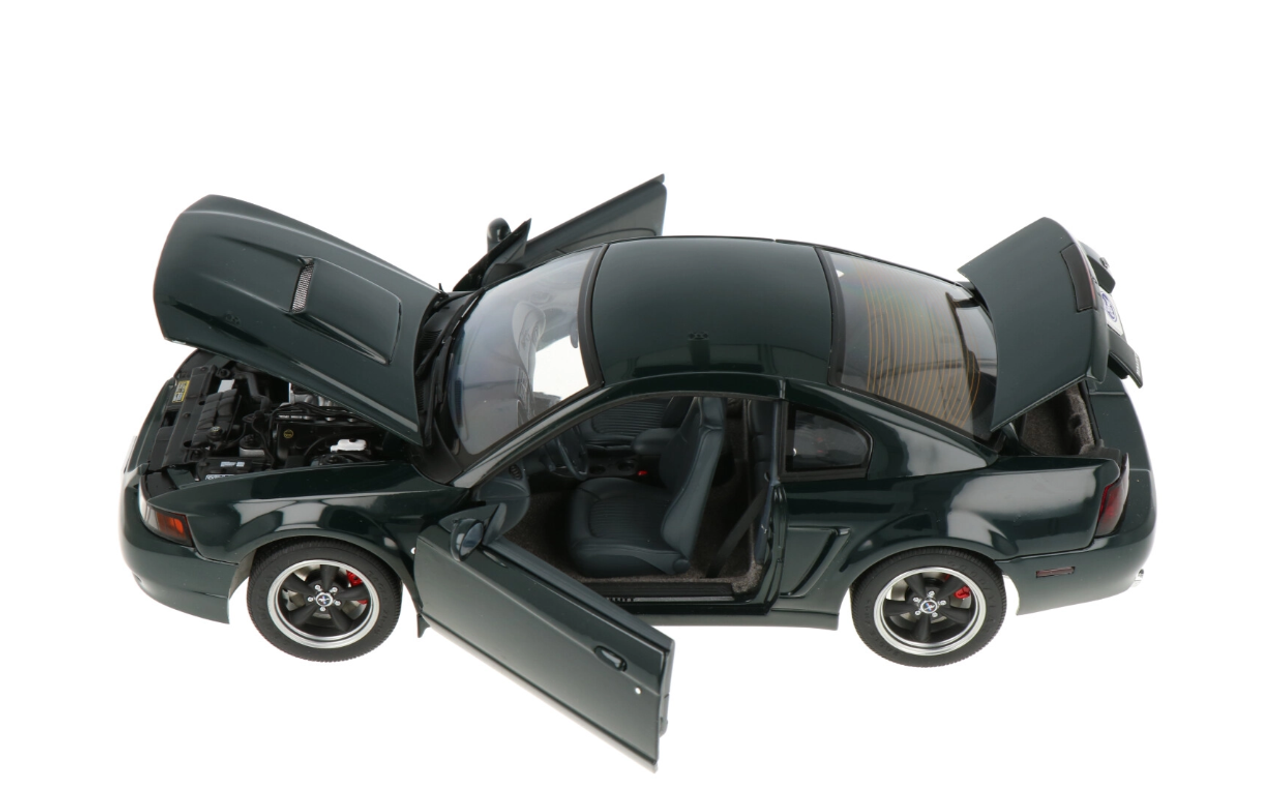 ミニカー Autoart ford Mustang GT 1/18 AUTOart 2001 Ford Mustang GT