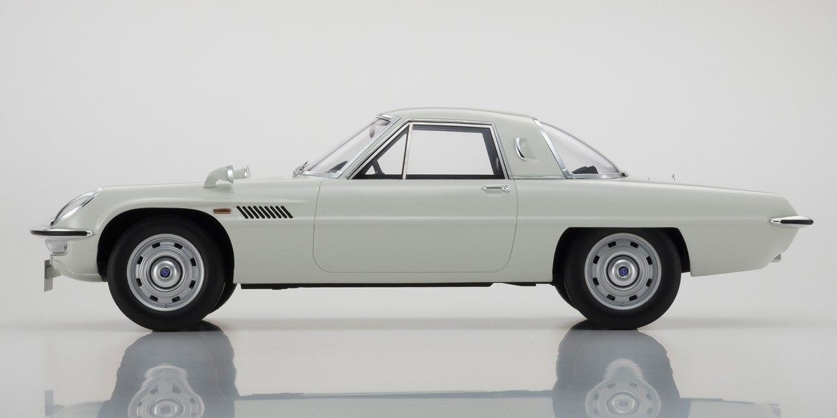 1/12 Kyosho Mazda Cosmo Sport (White) Resin Car Model