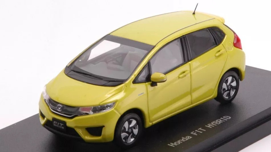 1/43 Ebbro 2015 Honda Fit Hybrid (Yellow) Car Model - LIVECARMODEL.com