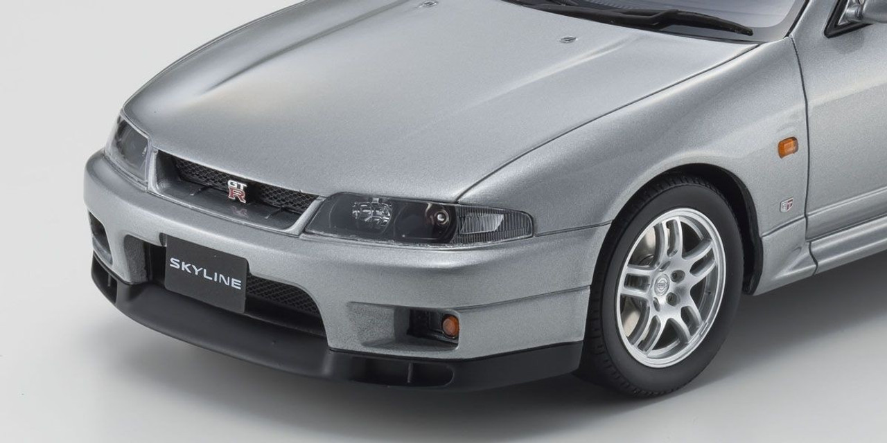 1/18 Kyosho Samurai Nissan Skyline GT-R GTR Autech Version (Silver) Resin  Car Model