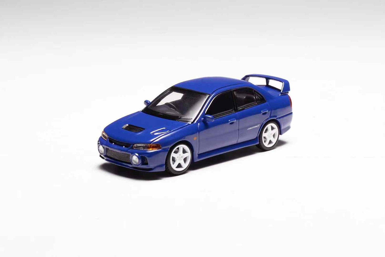 1/64 Motorhelix Mitsubishi Lancer Evolution IV (Icelle Blue
