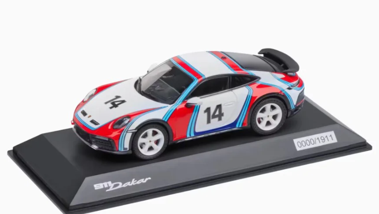 1/43 Dealer Edition Porsche 911 (992) Dakar #14 Rallye 1978 Martini Livery Car Model