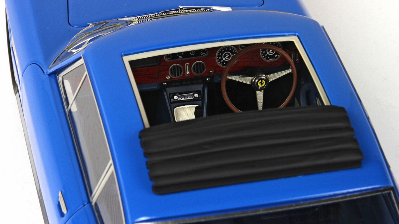 BBR 1/18 Ferrari 330 GT 2+2 1965 - Voiture Perso Enzo Ferrari + Vitrine - CARS1822-VET