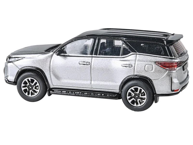 1/64 Paragon 2023 Toyota Fortuner (Metallic Silver) Diecast Car