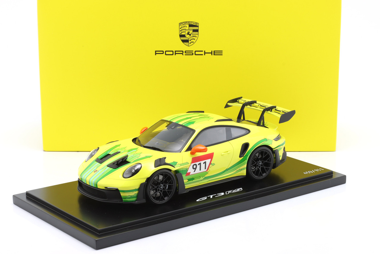 ℳ. 1/18 Dealer Edition Porsche 911 (992) GT3 RS #911 Manthey