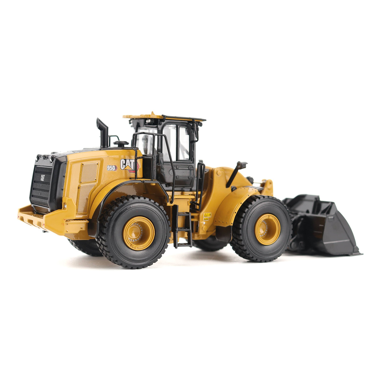 1/50 Diecast Masters Cat 950 Wheel Loader Diecast Model