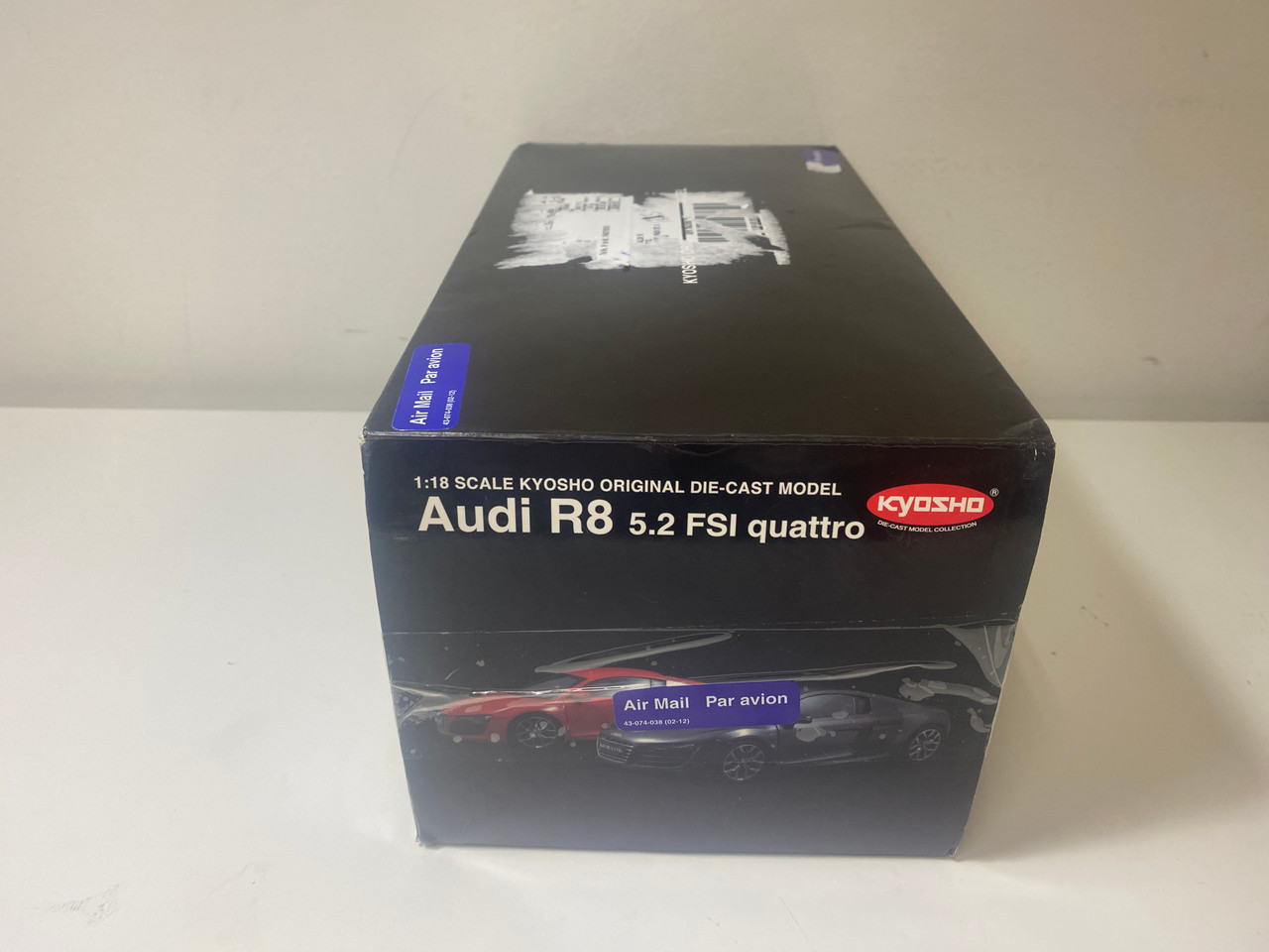 DEFECT 1/18 Kyosho Audi R8 5.2 FSI (Dark Grey) Diecast Car Model