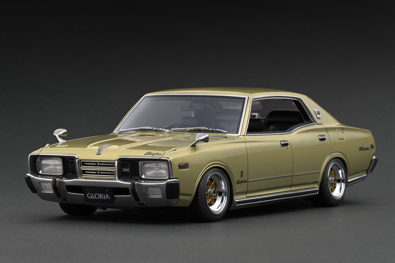 1/18 Nissan Gloria 330改Gold[イグニッションモデル] 1/18 Ignition Model Nissan Gloria Brougham (330) (Gold) Car
