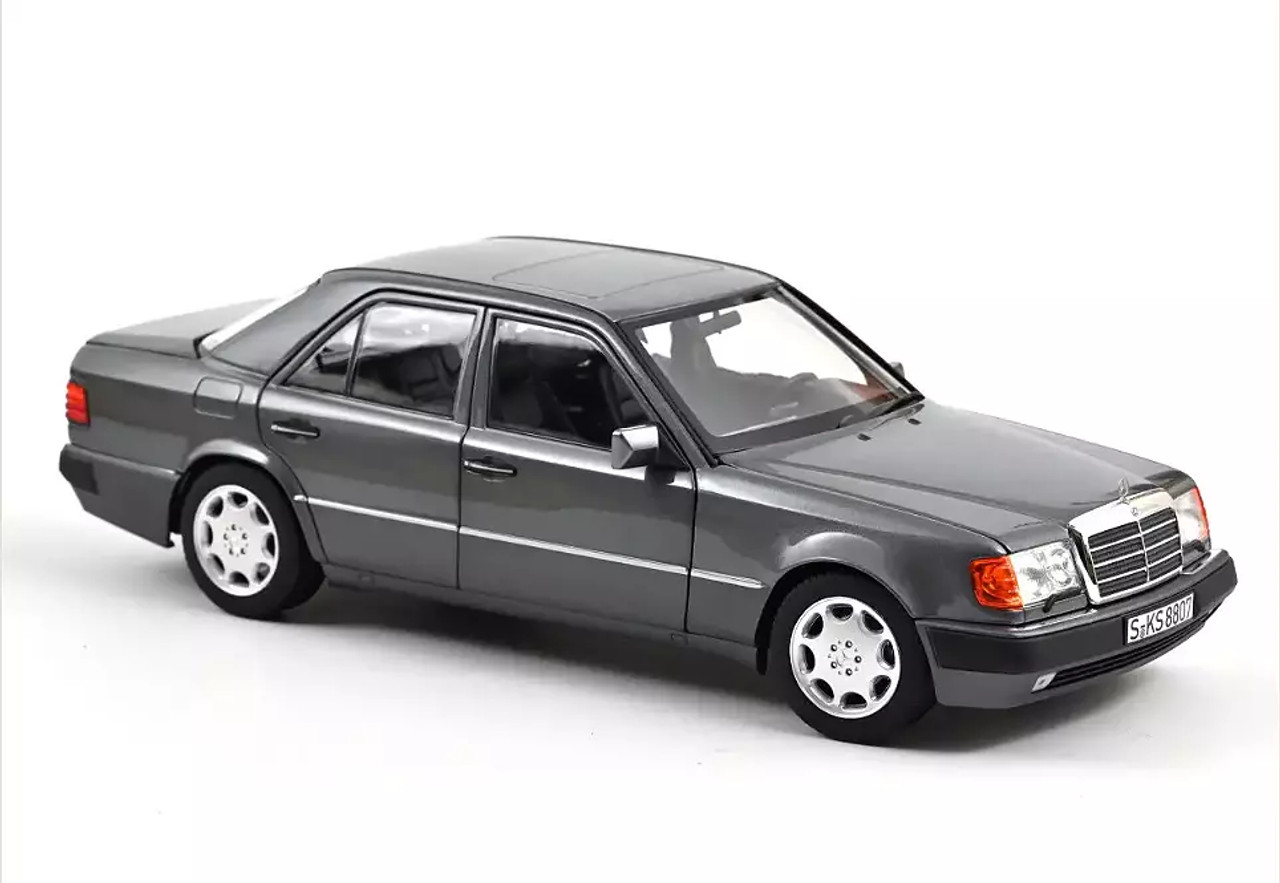 201-012 ノレブ 1/18 メルセデスベンツ 500 E 1990 201-012 ノレブ 1/18 メルセデスベンツ 500 E 1990 NOREV 1/18