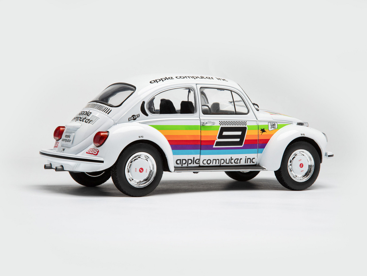 1/18 Solido 1975 Volkswagen Beetle 1303 K3 Tribute #9 (White