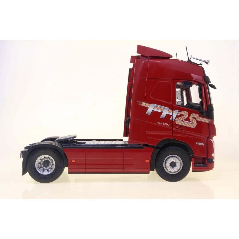 1/24 Solido Volvo FH Globetrotter XL 25 Years Edition (Red