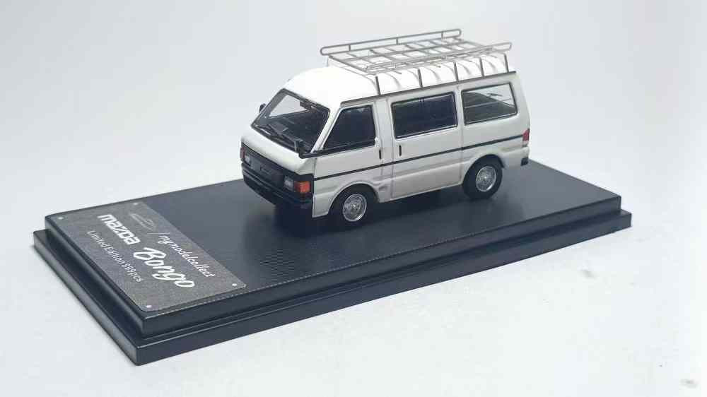 1/64 MC 1989 Mazda Bongo Van Highroof (White) Diecast Car Model