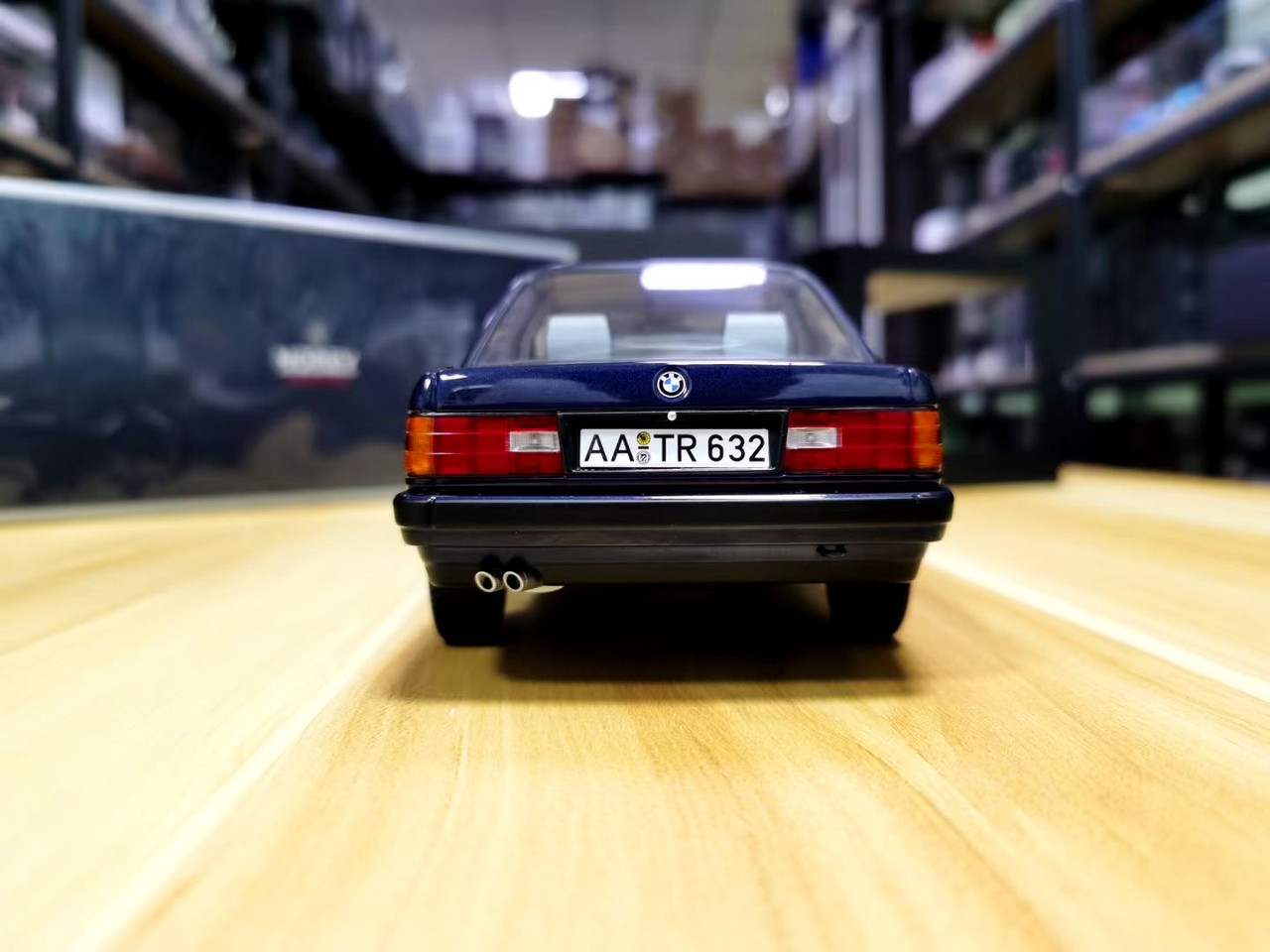 格安特価▲最後1台！NOREV 1/18 BMW E30 325i 新品 ノレブ