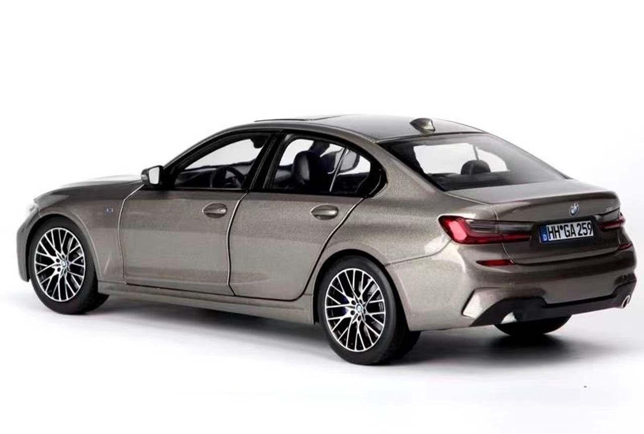 1/18 Norev BMW 3 Series 330i G20 (2019-Present) (Silver) Diecast Car Model