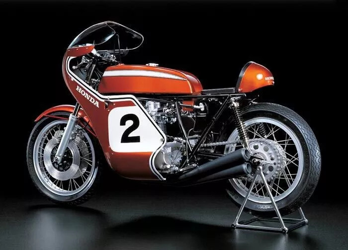 1/6 Tamiya Honda CB 750 #2 (Orange) Racing Kit - LIVECARMODEL.com