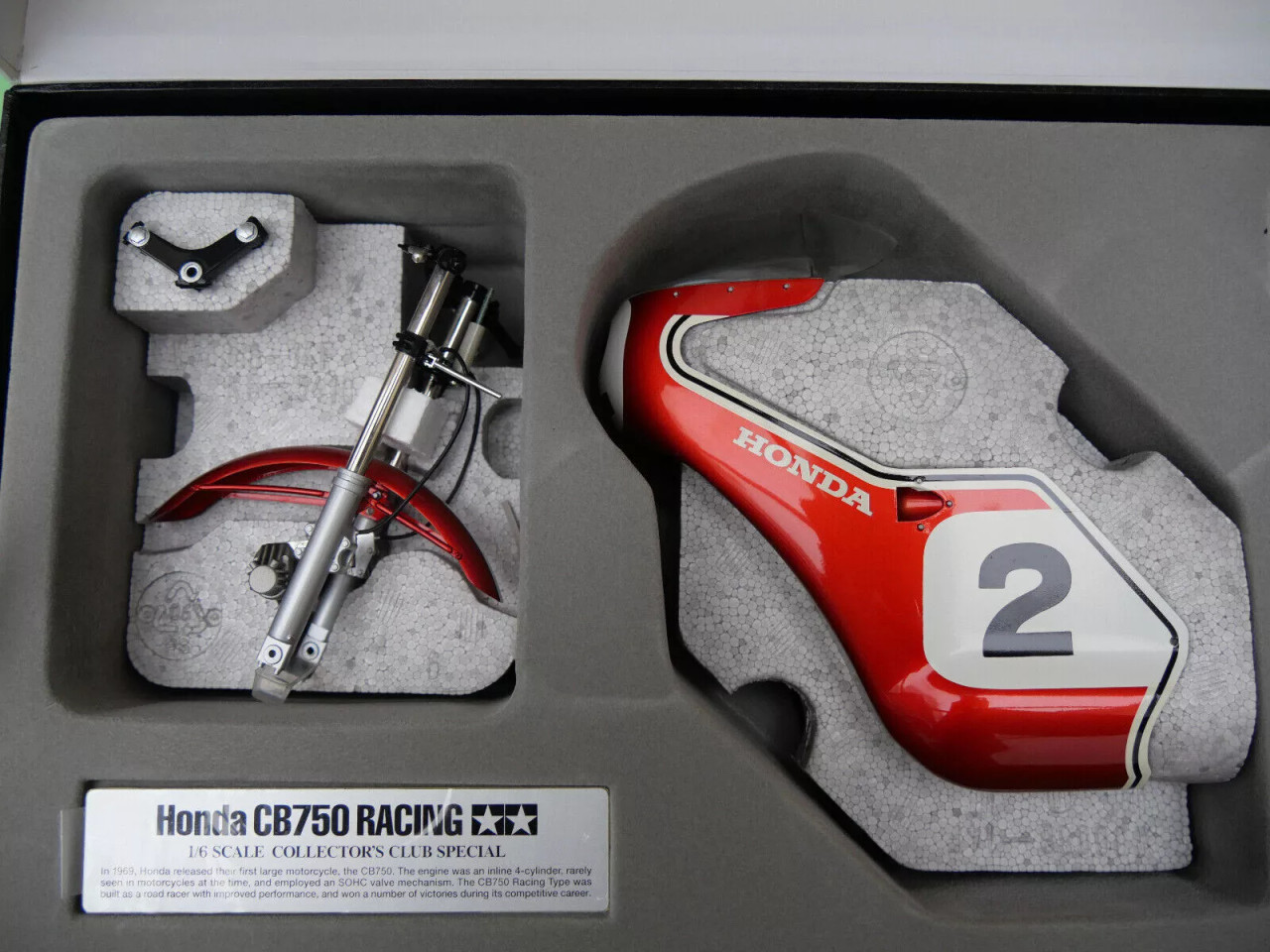 1/6 Tamiya Honda CB 750 #2 (Orange) Racing Kit - LIVECARMODEL.com