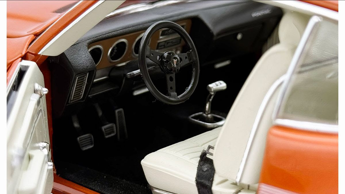 1/18 ACME 1972 Pontiac GTO Le Mans (Sundance Orange) Diecast Car
