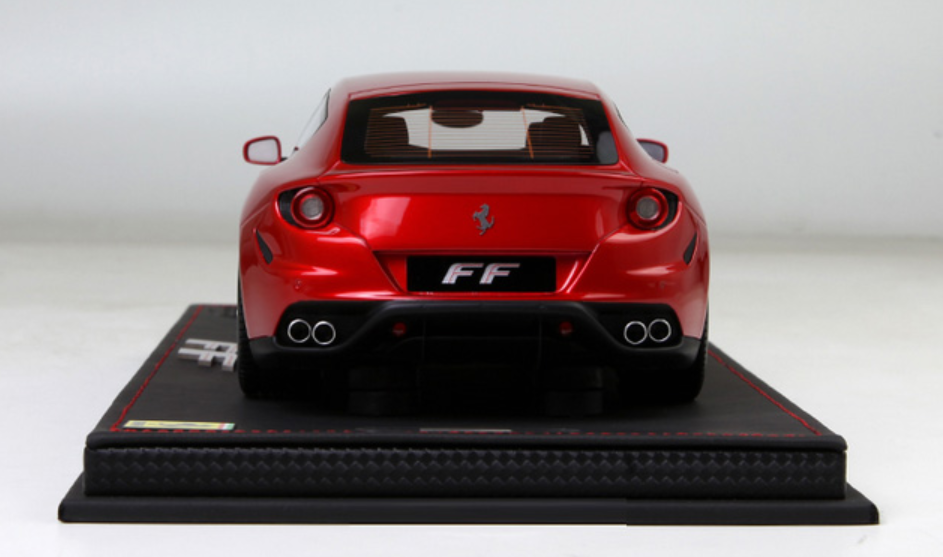 Miniature BBR 1/18 Résine – Ferrari FF 2012 Bi-ton Rouge/noir, édition Limitée