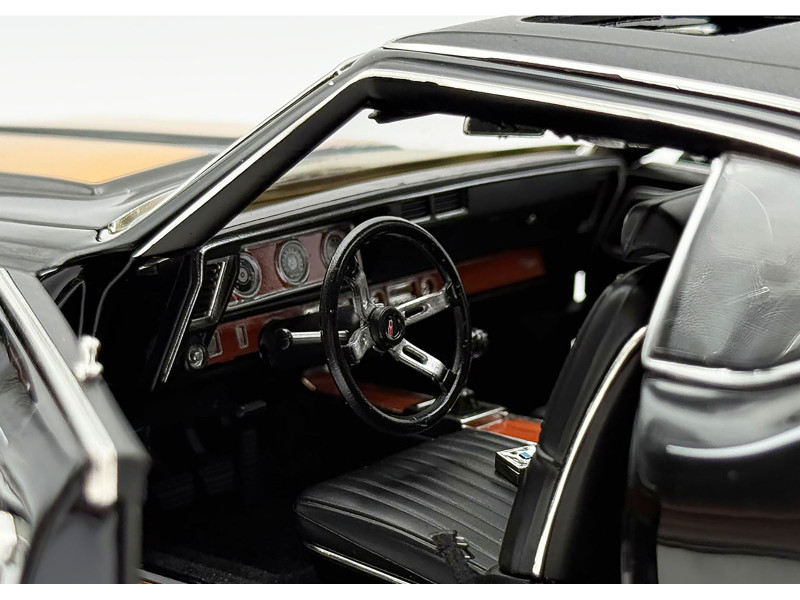 1/18 ACME 1970 Oldsmobile Cutlass SX Hurst Edition Diecast Car