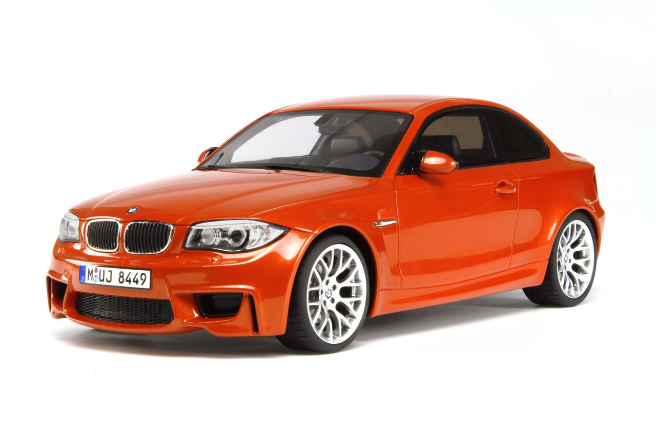 1/18 GT SpiritGTS Models  1M クーペ 1/18 GT Spirit GTSpirit BMW 1M Coupe E82 (Orange) Resin Car Model