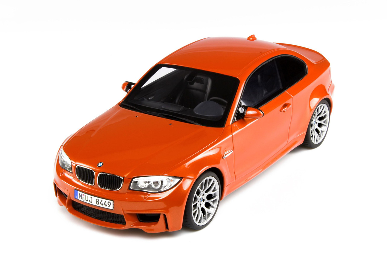 1/18  1シリーズ 1M(E82)クーペ バレンシア オレンジミニカー BMW 1M E82 Orange GT Spirit 1:18