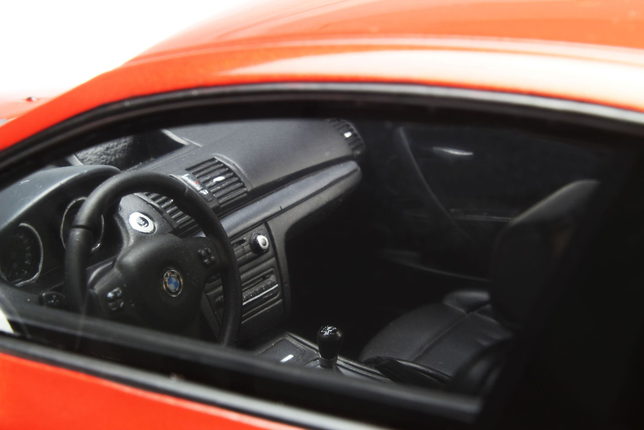 1/18  1シリーズ 1M(E82)クーペ バレンシア オレンジミニカー BMW 1M E82 Orange GT Spirit 1:18