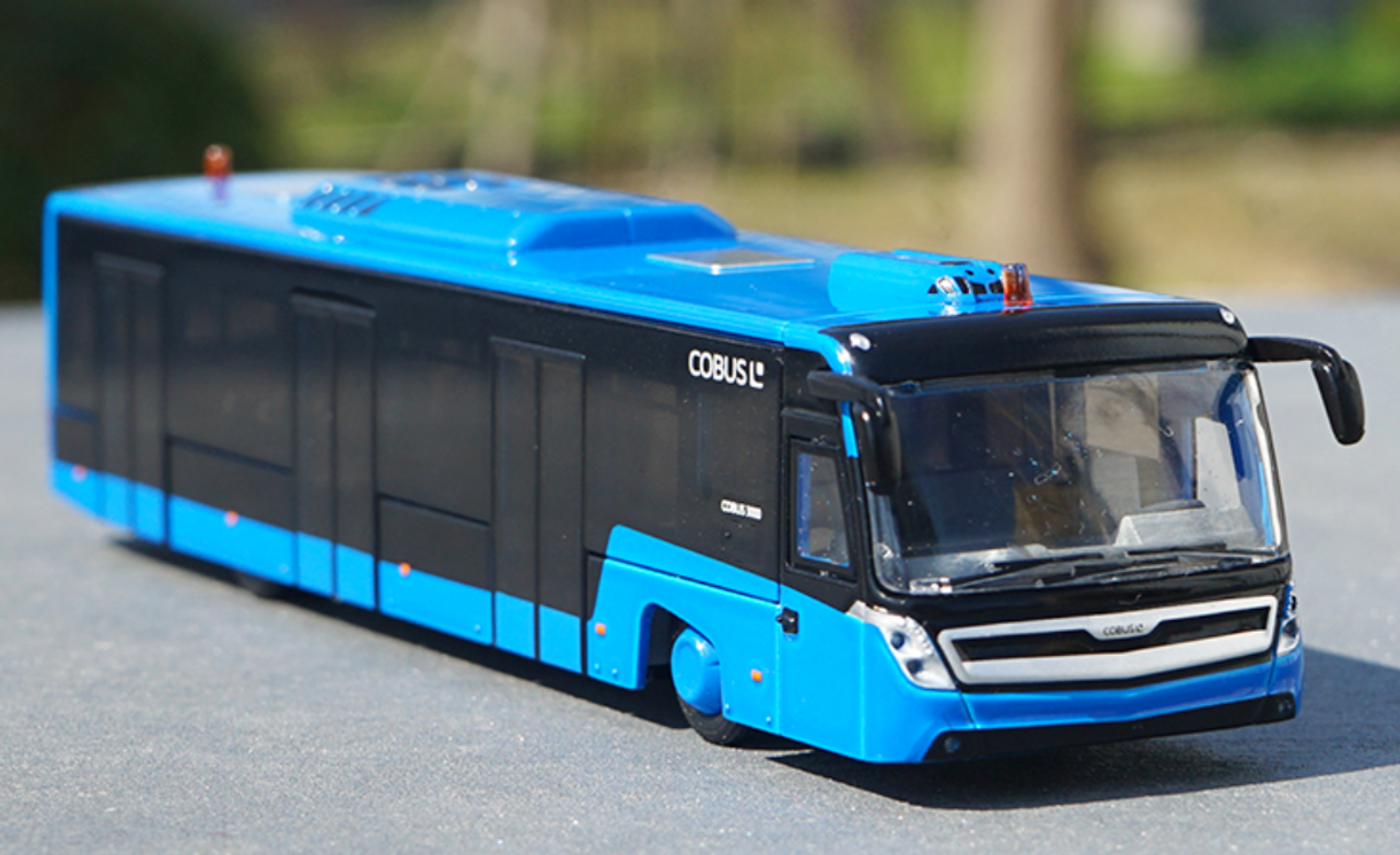 Blue White Bus Scale Model Southend Corporation Toy 3 -  Portugal