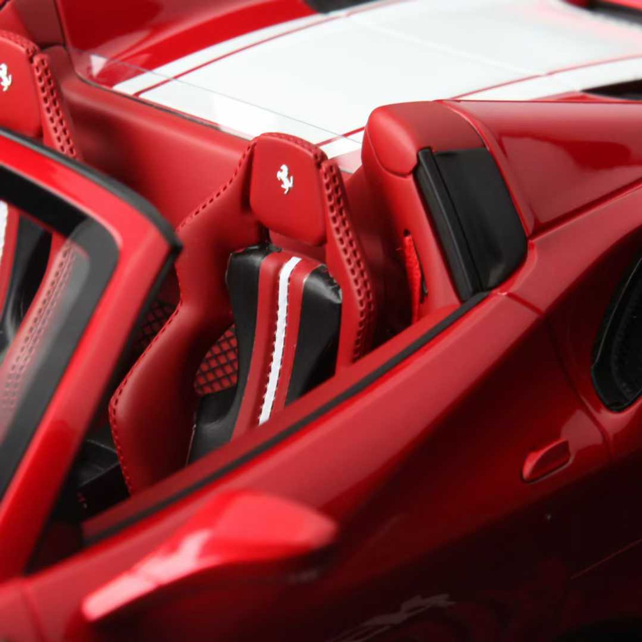 1/18 BBR Ferrari 488 Pista Spider (Red with White Stripe