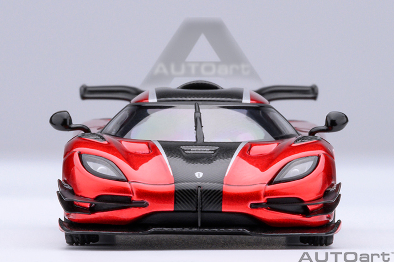 Ｎ 1/64 AUTOart Koenigsegg One: 1 (Apple Red with Carbon Fiber
