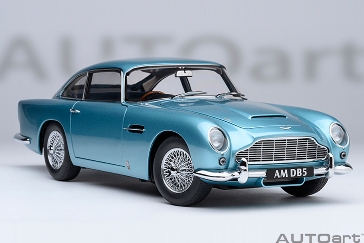 オートアート1/18 Aston Martin DB5 1/18 AUTOart Aston Martin DB5 (Caribbean Pearl Blue) Car