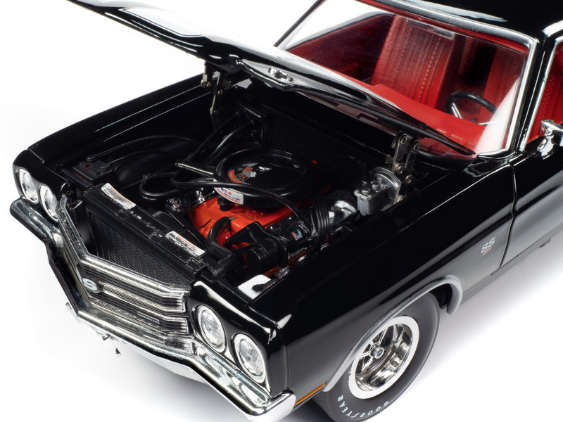 1/18 Auto World 1970 Chevrolet Chevelle SS Tuxedo (Black with