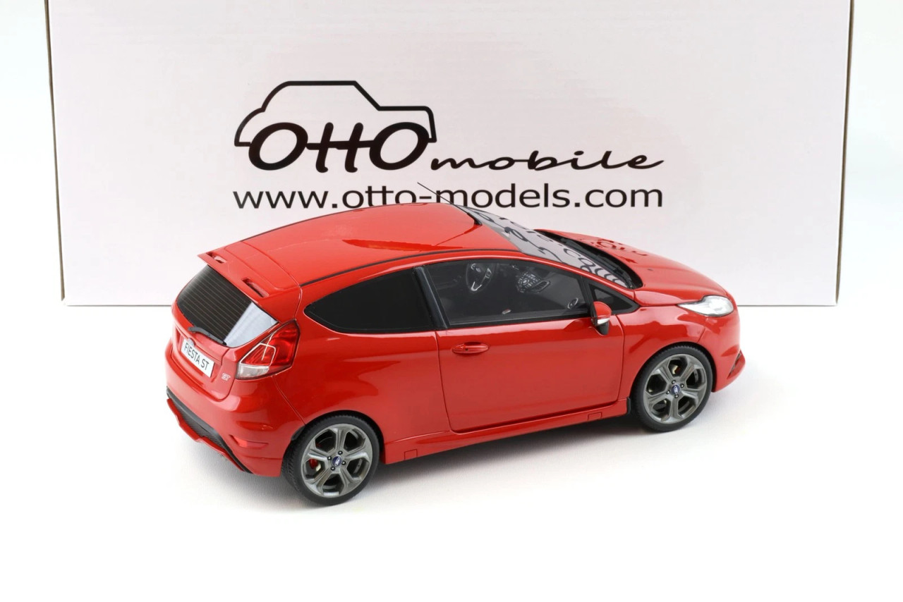 1/18 OTTO 2016 Ford Fiesta MK7 ST Race Red BRQA Car Model