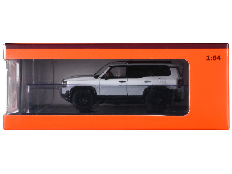 Toyota Land Cruiser Prado 250 White Metallic 1/64 Diecast Model