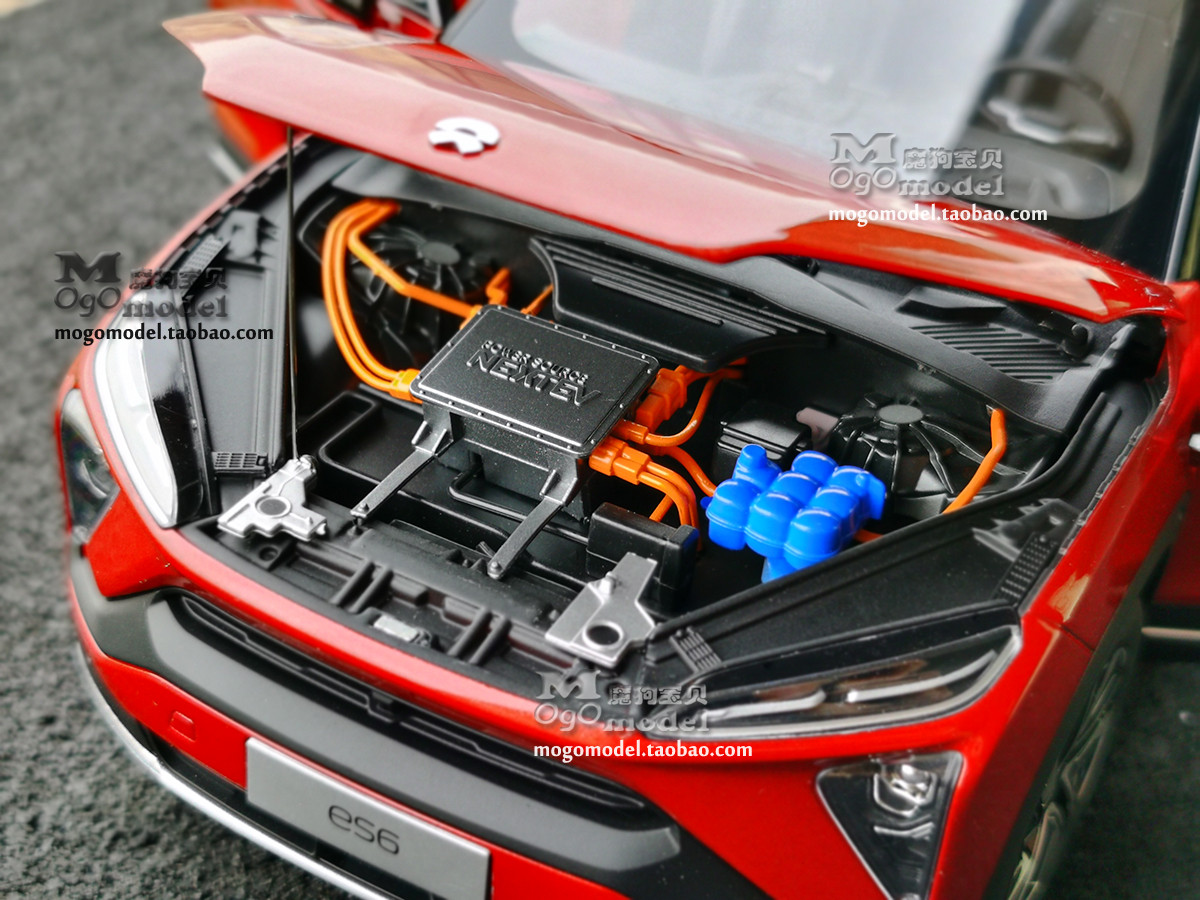 1/18 Dealer Edition NIO ES6 (Red) Diecast Car Model - LIVECARMODEL.com