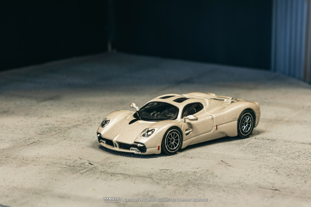 1/64 Tarmac Works Pagani Utopia Rinascimento Diecast Car Model