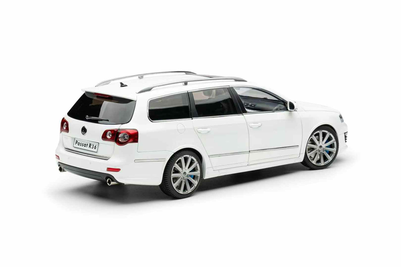 1/18 NZG Volkswagen Passat Estate R36 Wagon (White) Diecast Car