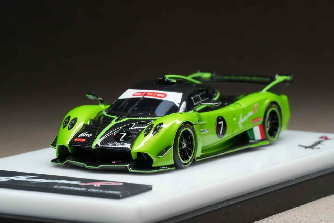 DMY 1/64 パガーニ ウアイラR DMY64 Series Collector's Edition 1:64 White Resin Car Pagani