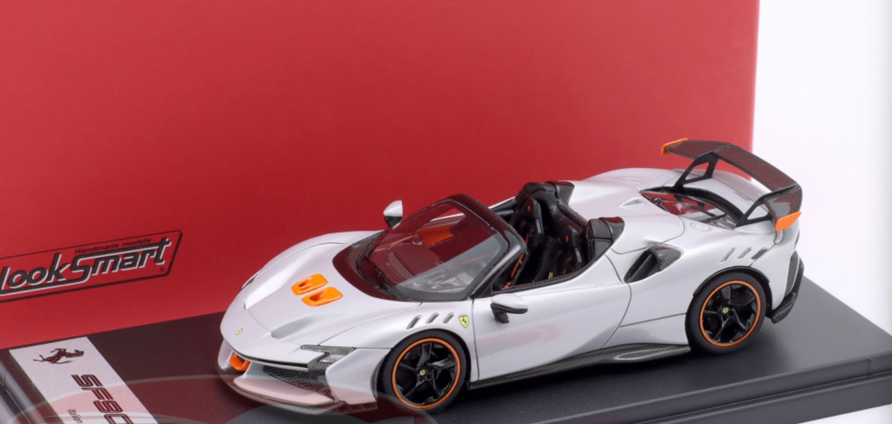 1/43 Looksmart 2024 Ferrari SF90 XX Spider (Arctic White) Car Model
