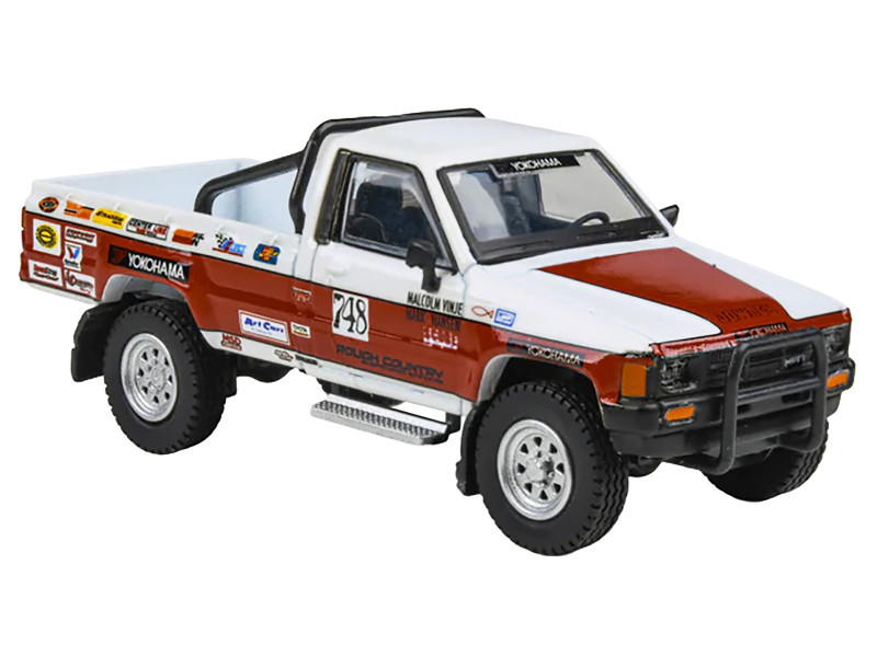 1/64 Paragon 1987 Toyota Hilux Single Cab Mojave 250 Diecast Car Model