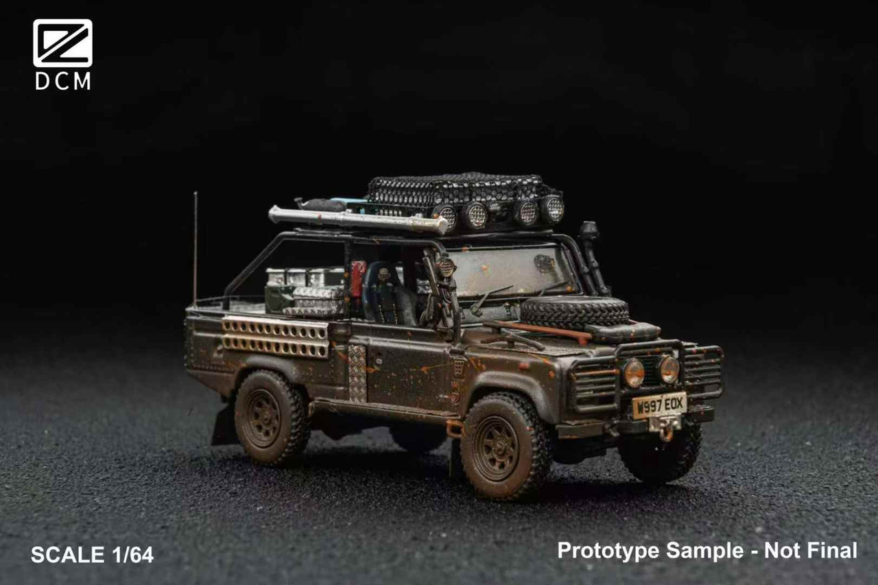 1/64 DCM Land Rover Defender Tomb Raider Dirty Version Diecast Car