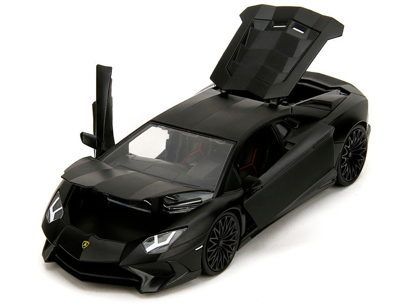 Shaw's Lamborghini Aventador Matt Black 