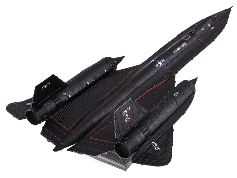 33 ① Model Kit Lockheed SR-71 Blackbird Aircraft 