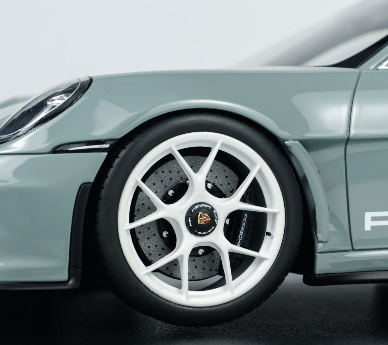 1/18 GT Spirit Porsche 911 992 S/T (Blue) Car Model