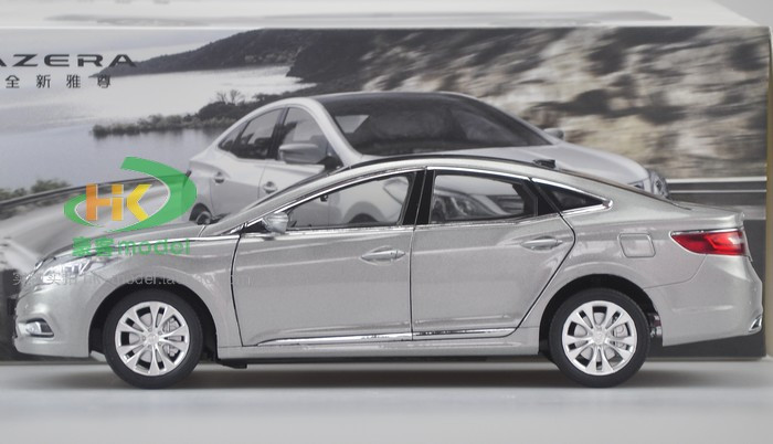 1/18 Dealer Edition Hyundai Azera (Silver Grey) Diecast Car Model