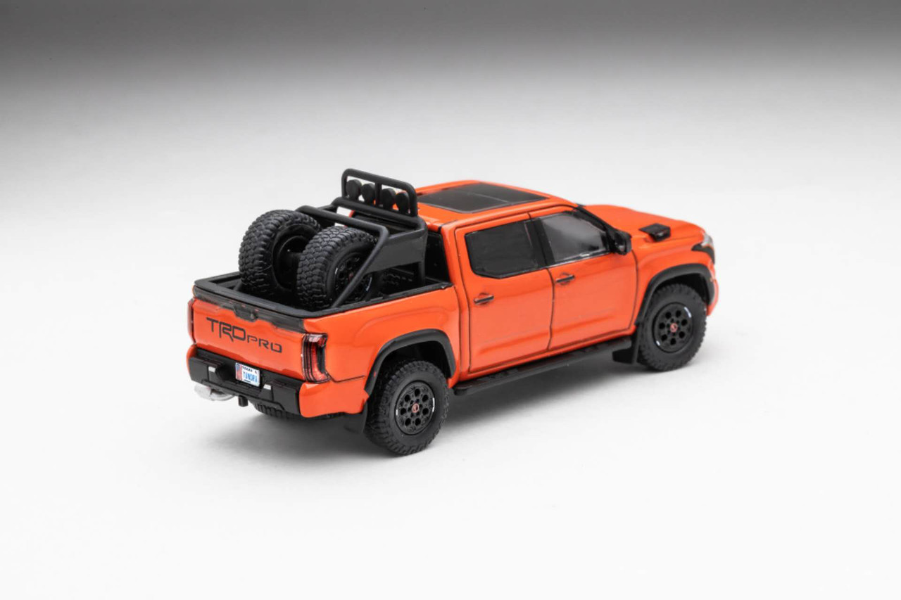 GCD DIECAST GARAGE 限定 1/64トヨタ・タンドラ TRD GCD 2024 Toyota Tundra TRD Pro White LP Exclusive 1:64