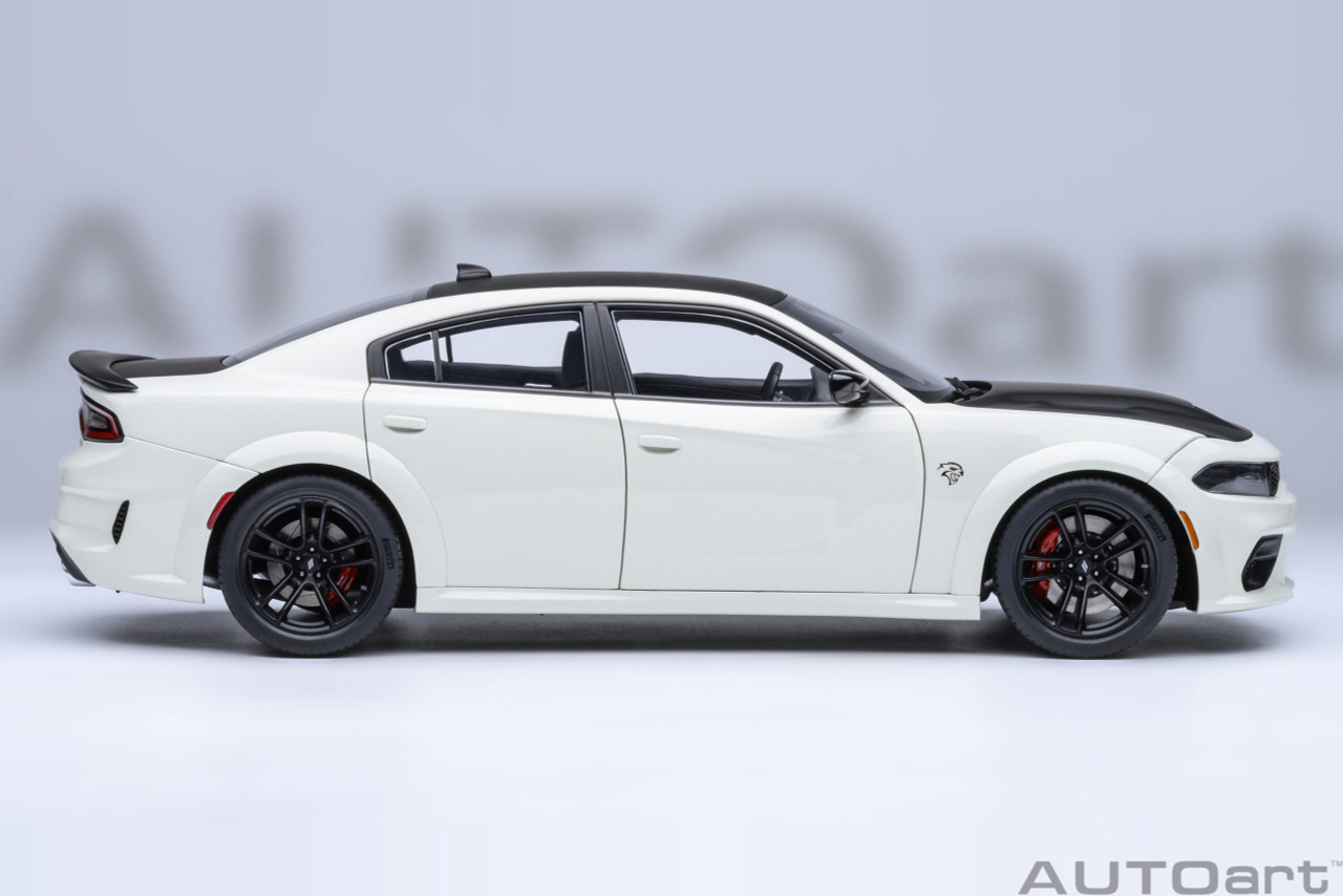 1/18 AUTOart Dodge Charger SRT Hellcat Redeye Jailbreak (Knuckle White) Car Model